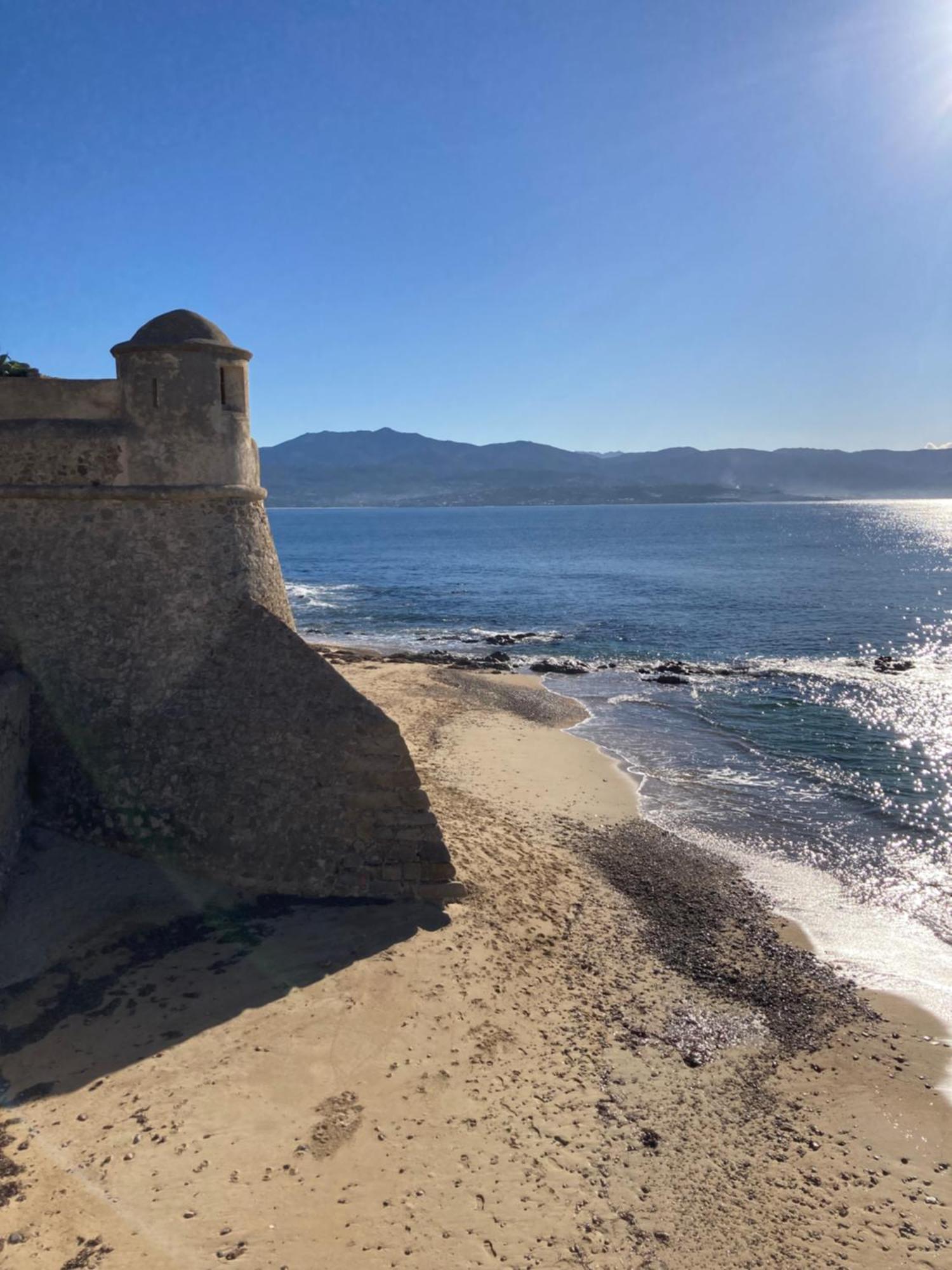 Studio Spacieux Tout Confort Cite Imperiale Ajaccio  Exterior photo